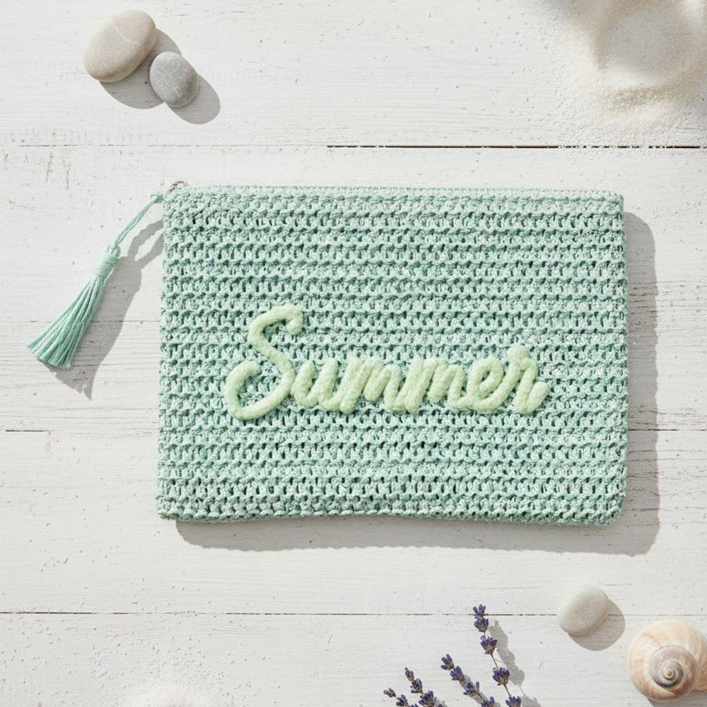 Endless Summer Woven Straw Clutch Pouch